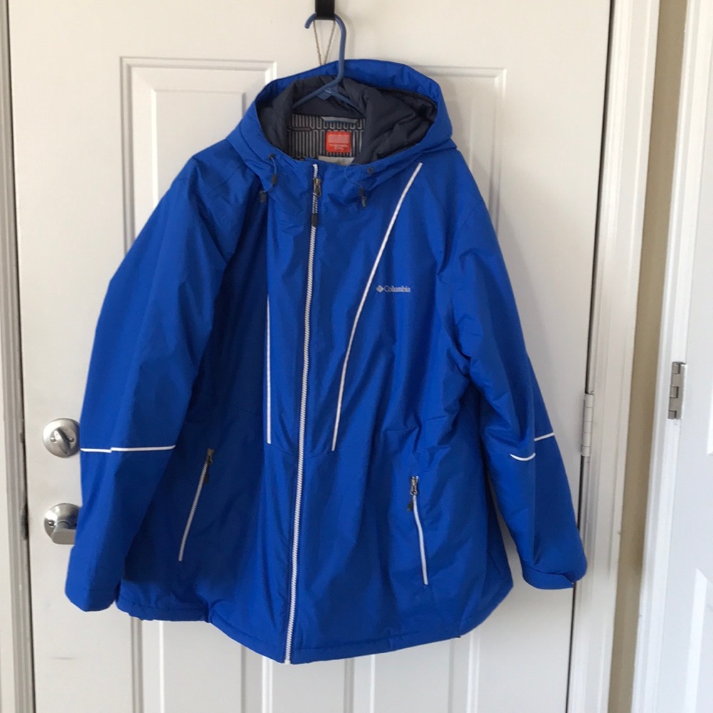 Columbia Women’s parrot blue coat 3x